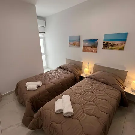 Апартаменты Bay Seafront